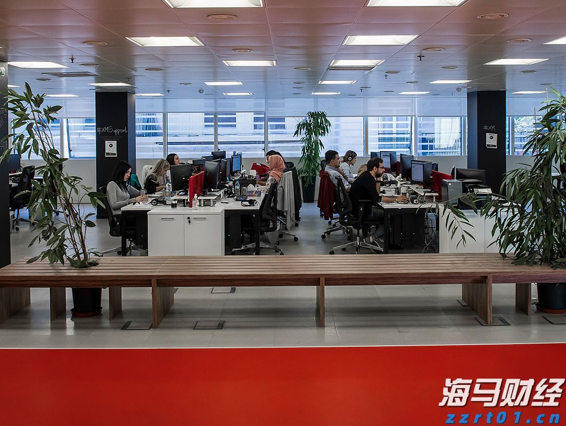 上海：他们，跟“大怪物”过年