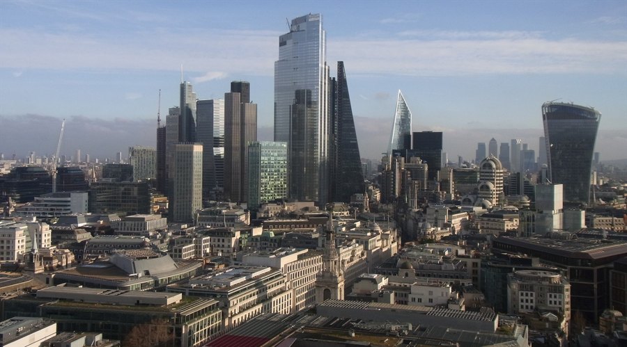 英国监管机构加强对苹果(AAPL.US)与谷歌(GOOGL.US)的垄断调查，或认定其具备“战略性市场地位”